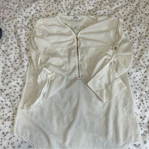 Calvin Klein Gold Half Zip Blouse w/ Cuffed Sleeves & Front Pockets Size Small